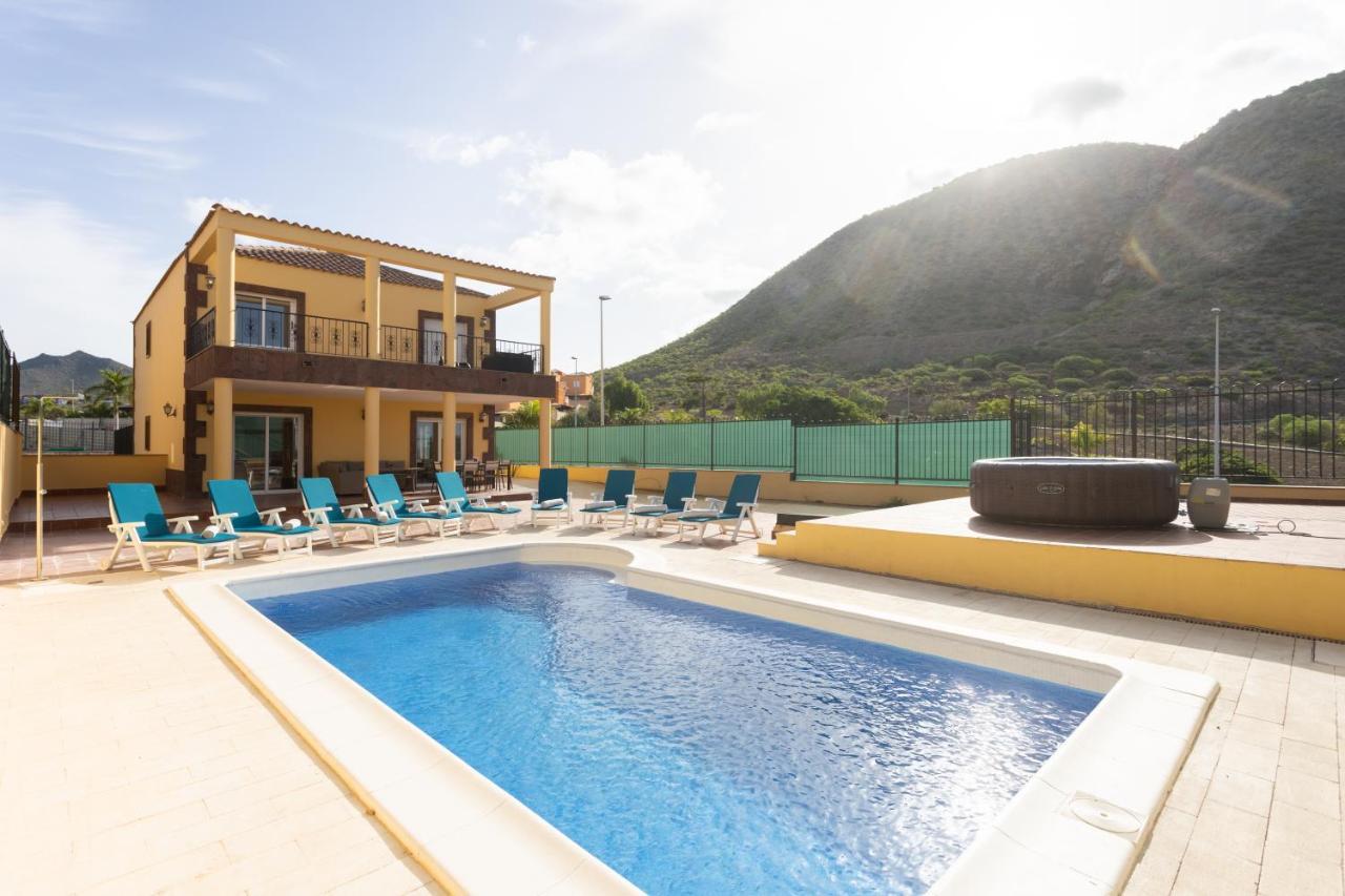 Classbnb - Exclusive Villa With Private Pool 1 Kilometer From Los Cristianos Beach Exterior photo